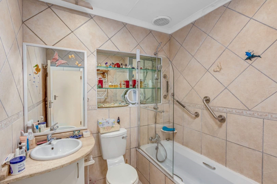 3 Bedroom Property for Sale in Old Place Western Cape